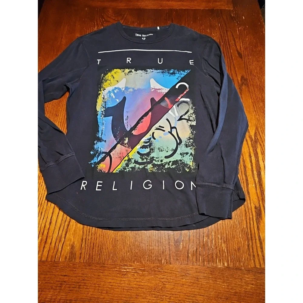 True Religion Black Long sleeve T Shirt W Graphics On Front (Stain & Hole (A752)